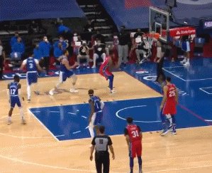 开云娱乐-恩比德不满判罚：詹姆斯应领到二级恶犯被驱逐出场